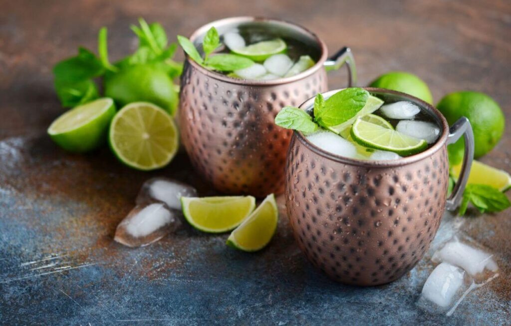 Moscow Mule przepis na drink z piwem imbirowym • Moje Drinki