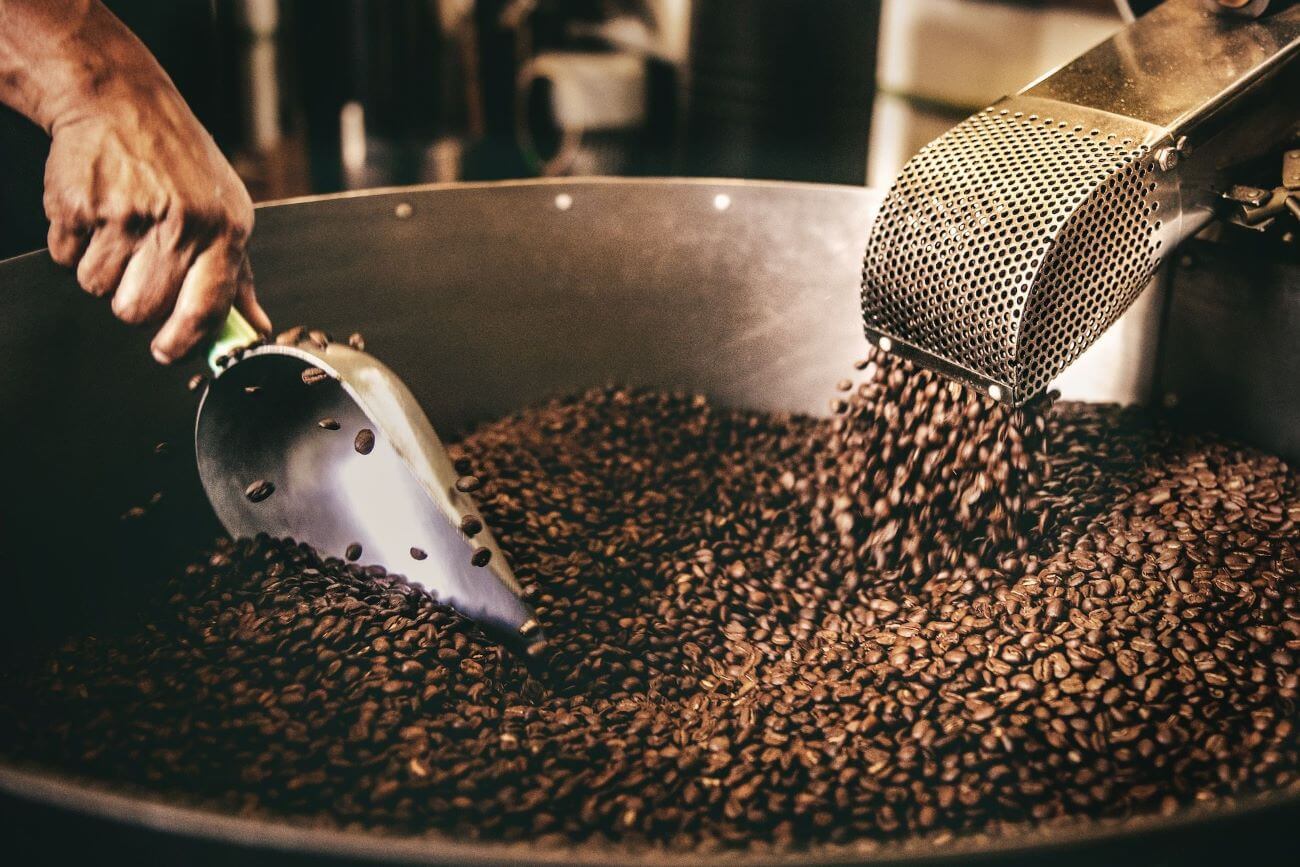 Bimber kawowy — jak łatwo zrobić domowy likier z kawy