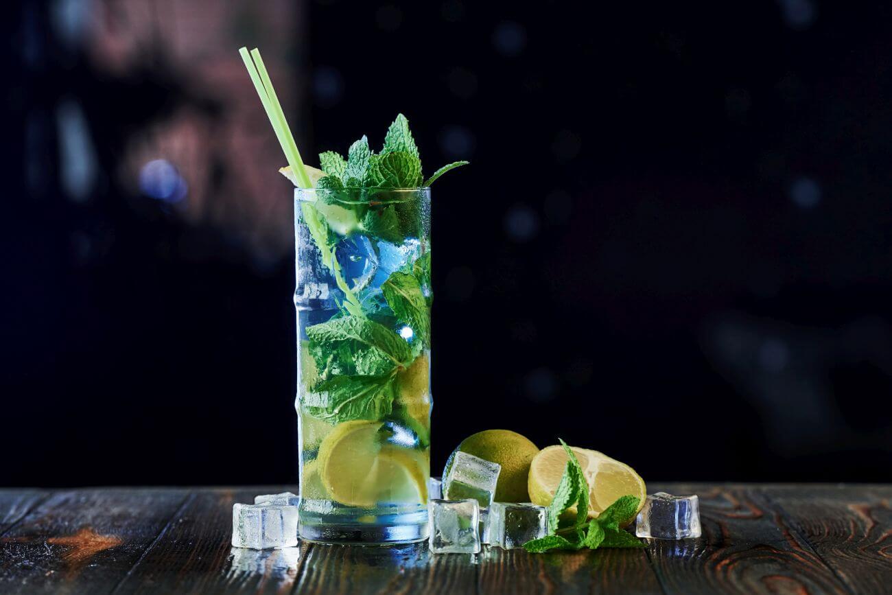 Drink mojito z wódką – polska wersja klasycznego koktajlu